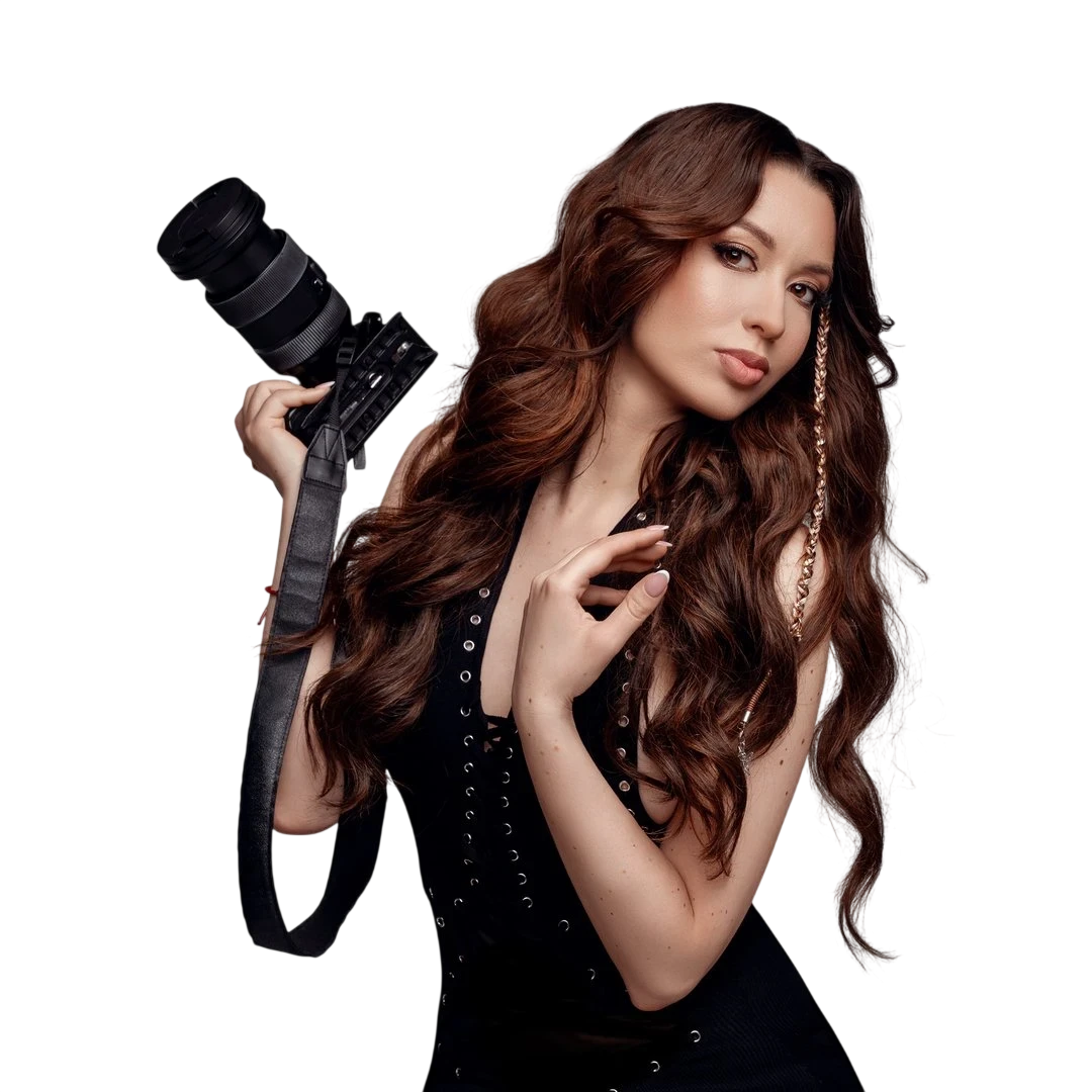 Filaneyka — portrait with camera